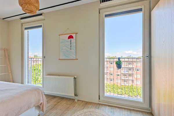 Medium property photo - Bos en Lommerplein 46, 1055 EK Amsterdam
